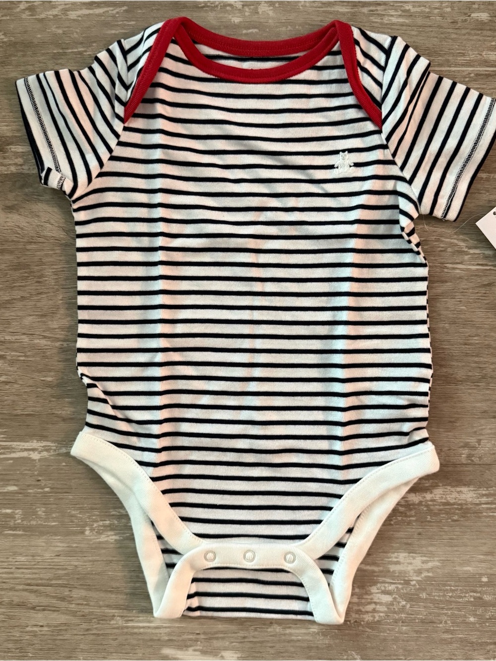 GAP Baby First Favorites Organic Cotton Bodysuit White Blue Red Stripe NEW 6-12m
